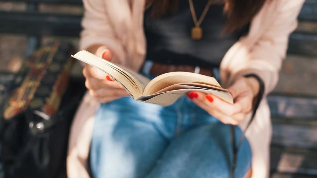 Reading book image